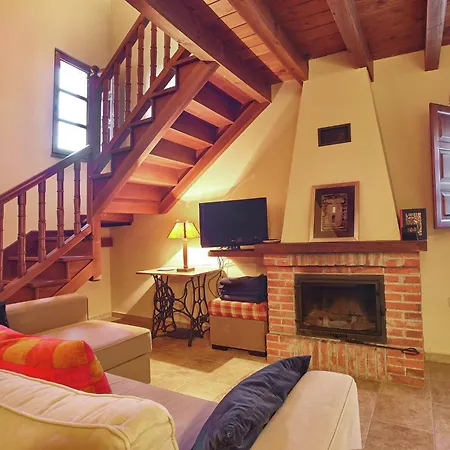 Cozy With Pool & Terrace * Nava